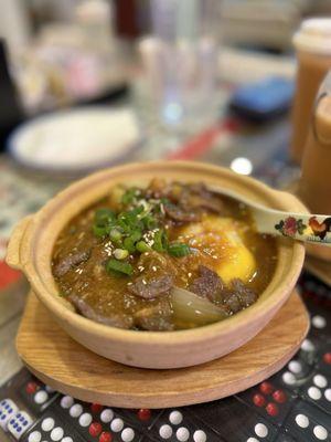 Satay beef instant noodle soup