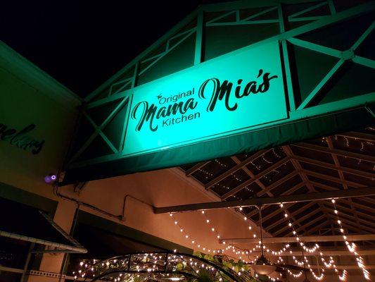 Bill Lewis dining at The Original Mama Mia's Kitchen in Vero Beach, Florida.