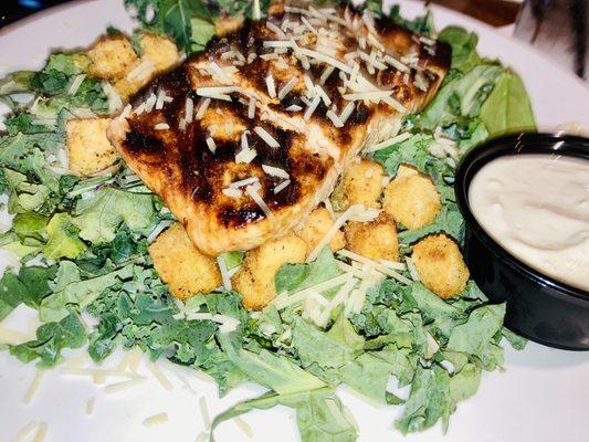 Kale Salad w/ Salmon