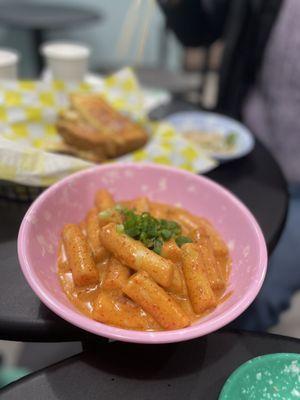 B2. Rose Tteokbokki