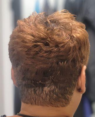 Female Haircut - Pixie with curl style