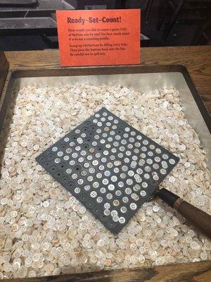 Button sorter