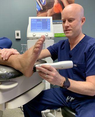 Dr. Golub uses a revolutionary treatment called Radial Shockwave Therapy (RSWT) to treat many common causes of foot and ankle pain.