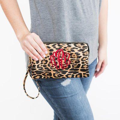 Tons of crossbody bags and purses to choose from!