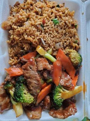 Beef w/broccoli and fried rice lunch special