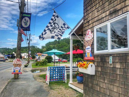 Heading North on HWY 302 to Littleton NH.
Sweet Treats Ice Cream Shop