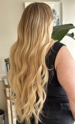 Hand tied Weft Extension 24 inch