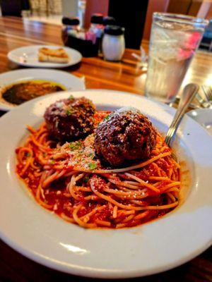 Spaghetti and Meatballs