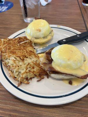 bourbon bacon jam eggs benedict, hash browns