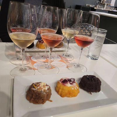 Bundt cake and bubbles pairing event