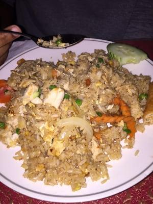 My hubby ordered Chicken Fried rice ! I recommend this dish. I ordered wonton soup it was delicious also.