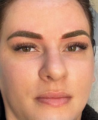 This beauty wanted to cut down morning time with Powder Brow and Hybrid Lash Extensions.