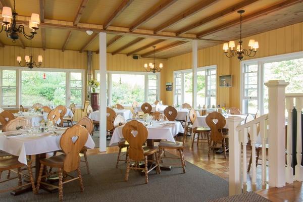 Our dining room in the summer.