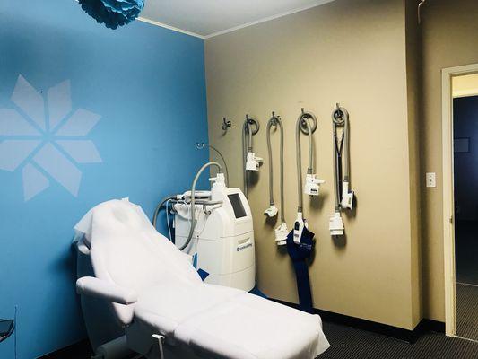 CoolSculpting machine and applicators :)