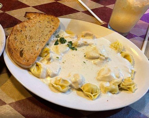 cheese tortellini with alfredo