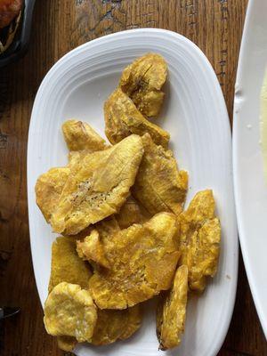 Tostones/Fried green plantain