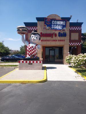 Outside of the new Sammy's Cafe. Love the Bob's Big Boy