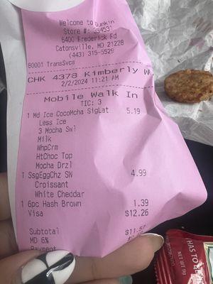 Receipt showing white cheddar on my sandwich & 6 hash browns