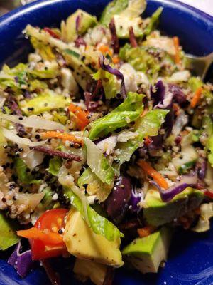 Can you find the chicken? Cold, crunchy quinoa  Some lettuce had brown spots and I added the tomatoes, avacado and dressing at home.