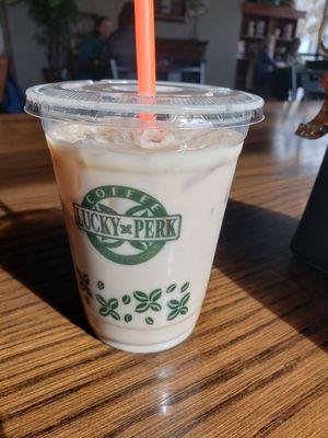 Iced vanilla latte