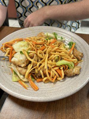 Chicken Lo Mein