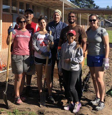 Volunteer crew for school garden at Pacheco Elementary with One Cool Earth