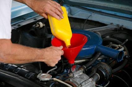 OIL CHANGE SPECIAL! $18.95