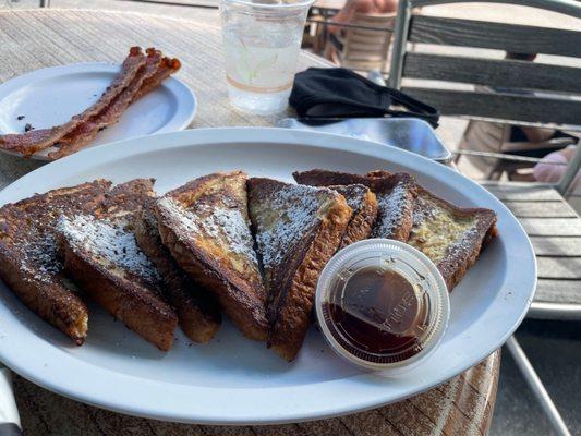 Nom nom nom!  French toast!