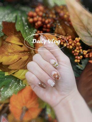 Fall design nails