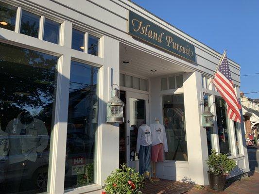 The Exterior of the Clothing Boutique for Men & Women @  Island Pursuit on Main St. in Cape Cod Chatham MA