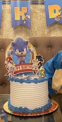 My son's sonic birthday cake