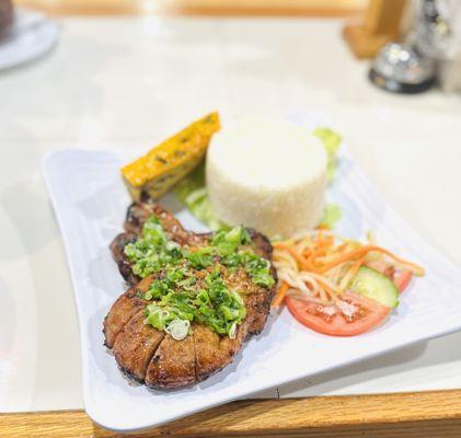 Pork chops with rice