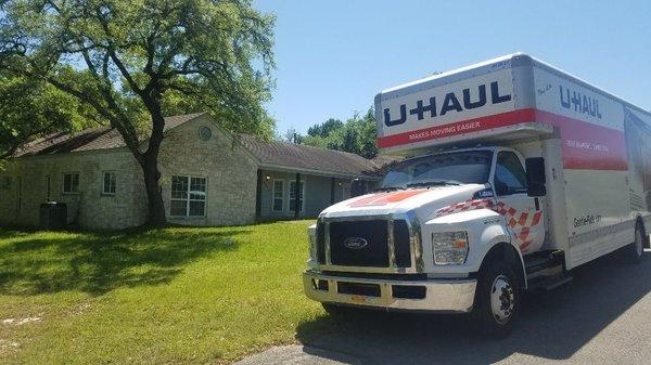 For labor only jobs we load and unload Uhauls, Abf trailers, Upacks, ReloCubes, Pods, Mobile Minis, etc...