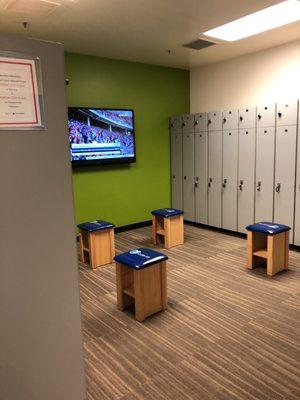 Men's locker