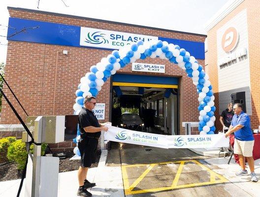 Get your car washed  at 1712 Russell Street, Baltimore, MD!