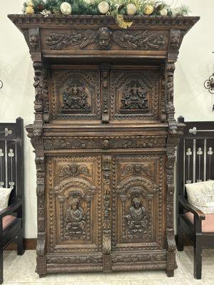 Just one piece of elaborate furniture!