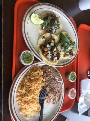 Cabeza, al pastor, carne asada tacos.