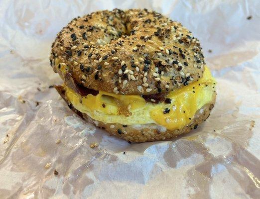 Build your own: Everything bagel sandwich with bacon and cheddar cheese and regular cream cheese