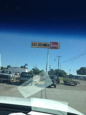 Les Schwab Tire Center