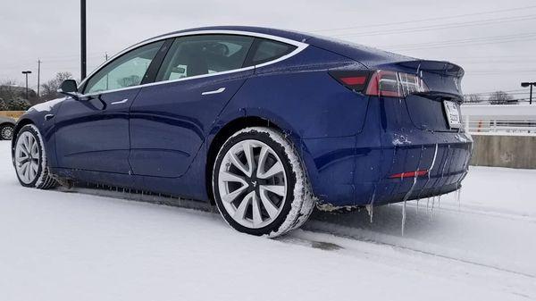 2nd Day, Tesla Model3 AWD LR 19" rims