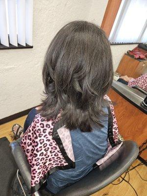 Back view, medium hair length