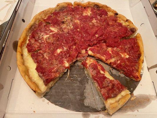 Deep dish Chicago classic