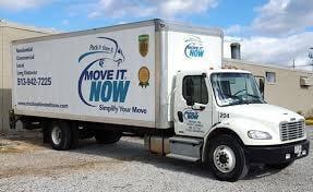 Akron Move It Now box truck for the largest necessities.