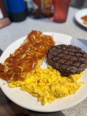 1/4 lbs hamburger steak & eggs (eggs scrambled, hash browns crispy)