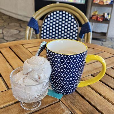 Strawberry & Cheesecake Gelato with Almond Milk Latte