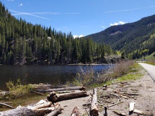 Beautiful lake with wildlife viewing.