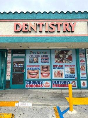 Oxy Dental of Santa Ana - Dentist in Santa Ana