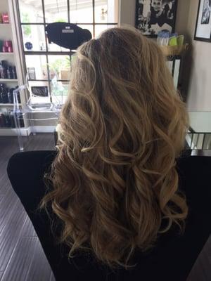 Weekly blow dry and style leaves the hair shiny, healthy and full of life!