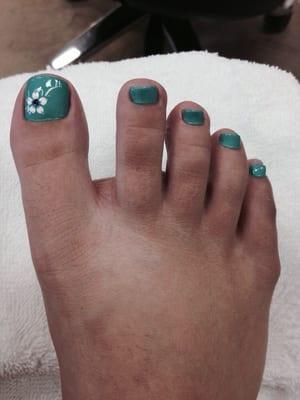 My 30 dollar pedicure was relaxing and pretty ^_^