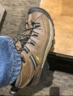 Keen - Great Hiking Shoe!